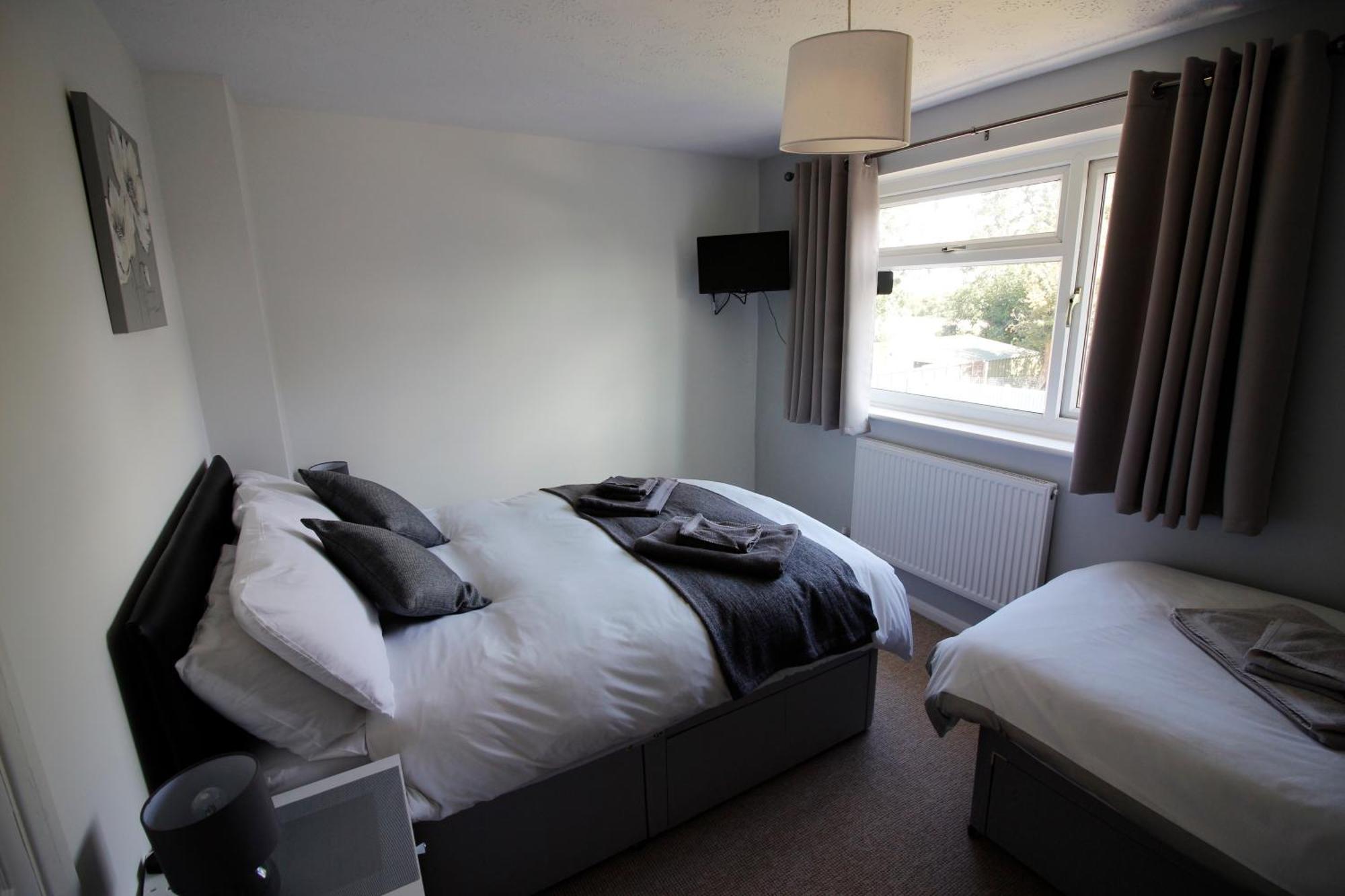 Hinckley Home Sleeps 5 Complete House レスター エクステリア 写真
